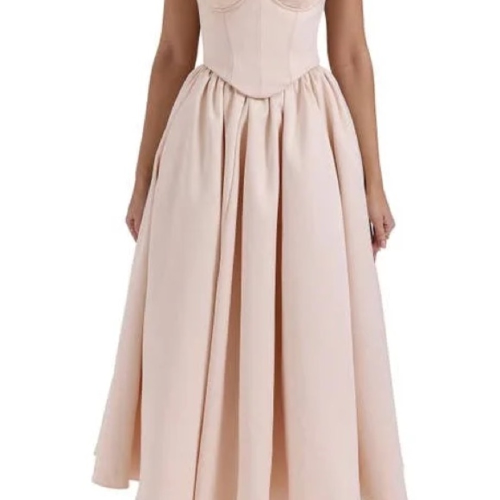 Elegant Cream Women's Dress